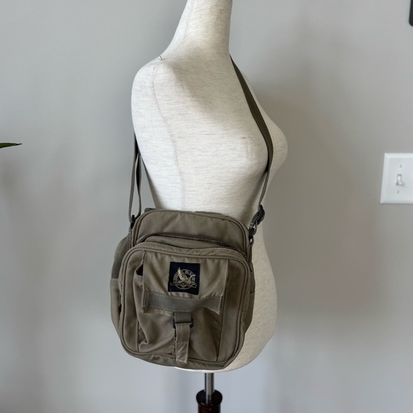 Vintage Eddie Bauer Camera Khaki Utility Crossbody Bag - Picture 1 of 10